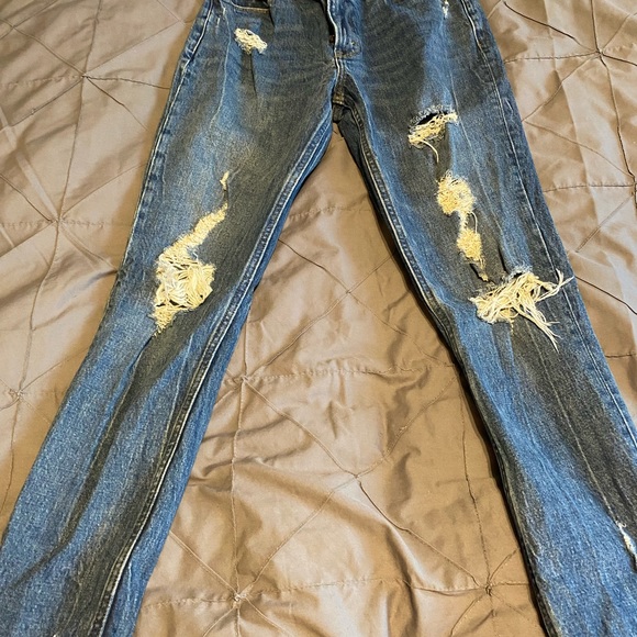 Abercrombie Skinny Jeans - Picture 1 of 4